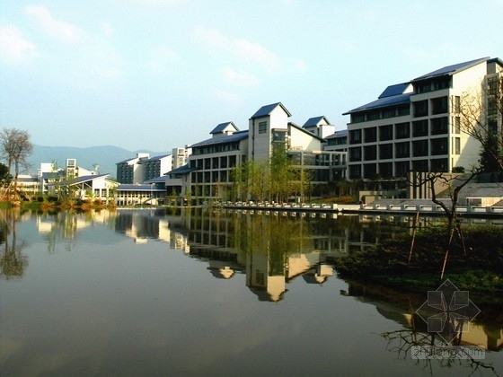 重庆中式学校资料下载-[重庆]某学校中式风格公共教学楼方案文本（含实景照片）