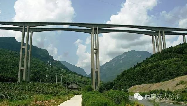 600米桥图纸资料下载-漫谈跨谷桥
