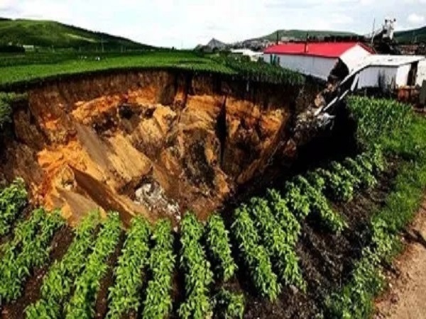 灰岩溶洞地质资料下载-山西地质灾害防灾避险全民微课堂第十四课开讲啦！