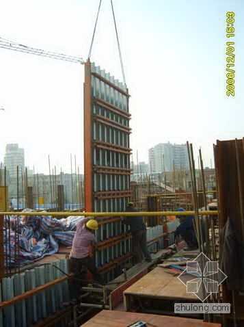 混凝土模板支撑工程安全资料下载-清水混凝土模板施工工艺简介