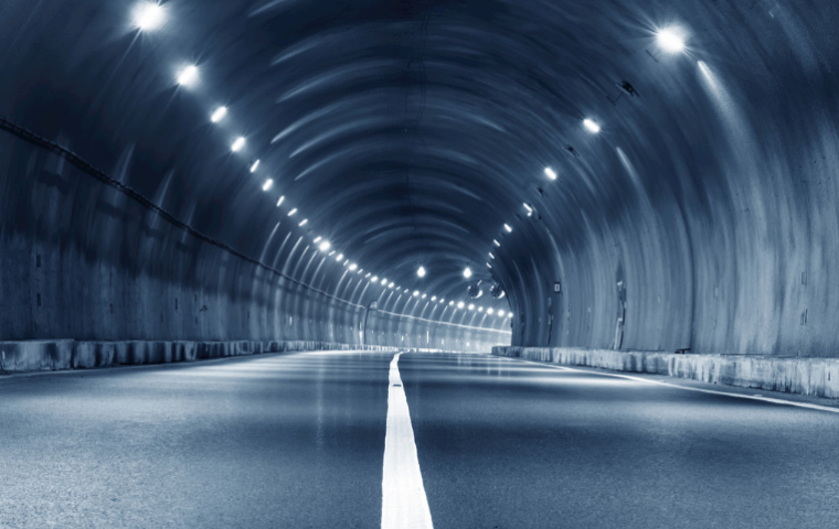 墩柱盖梁施工首件方案资料下载-20篇隧道施工方法流程讲义合集