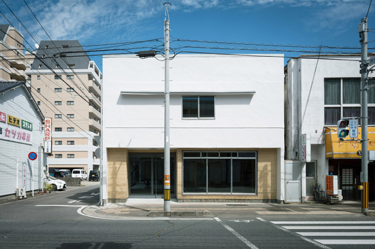 日本住宅改造资料下载-日本多处空隙的住宅