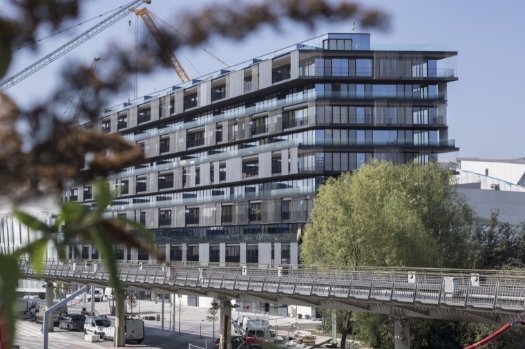 30住宅公寓资料下载-法国首个住宅公寓