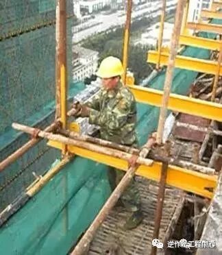 高层建筑采用这种悬挑架，可节约55%的工字钢用量_22