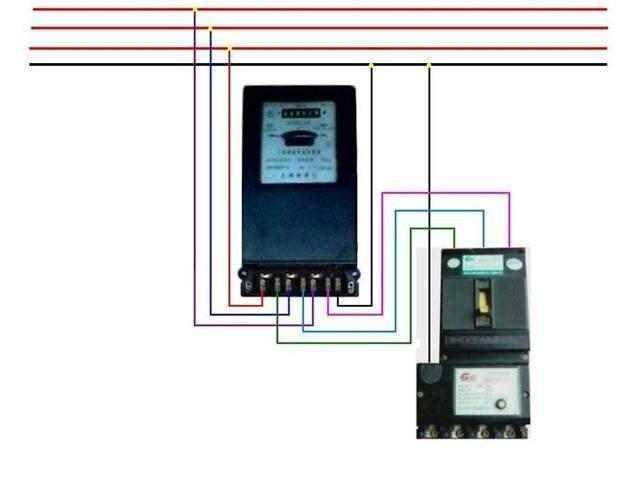 常用单相电表资料下载-电工人手一份的关于单相、互感器、三相电能表实物接线对比图