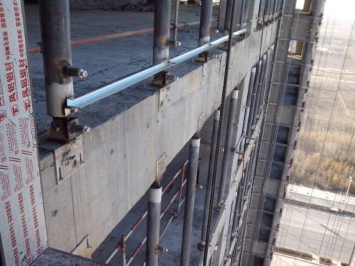 建筑幕墙安装工程钢结构资料下载-建筑幕墙施工中不容忽视的13项细节！