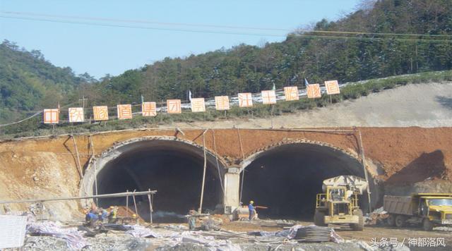 盾构机震动资料下载-隧道工程岩石隧道掘进机(TBM)施工技术