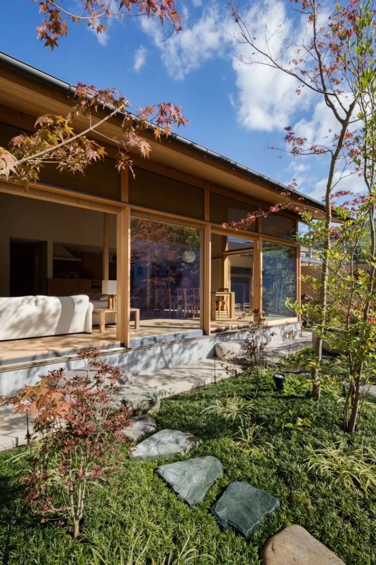 传统日式住宅设计资料下载-日式庭院住宅，超美