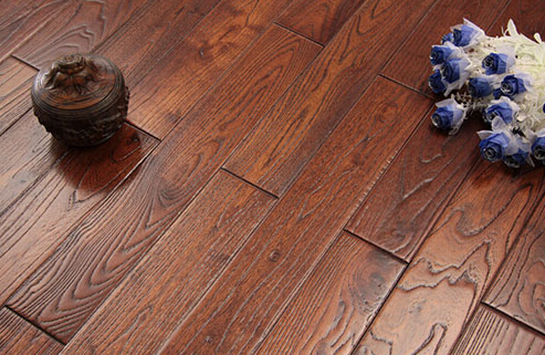 仿实木木地板|[分享]什么样的木地板叫仿实木地板