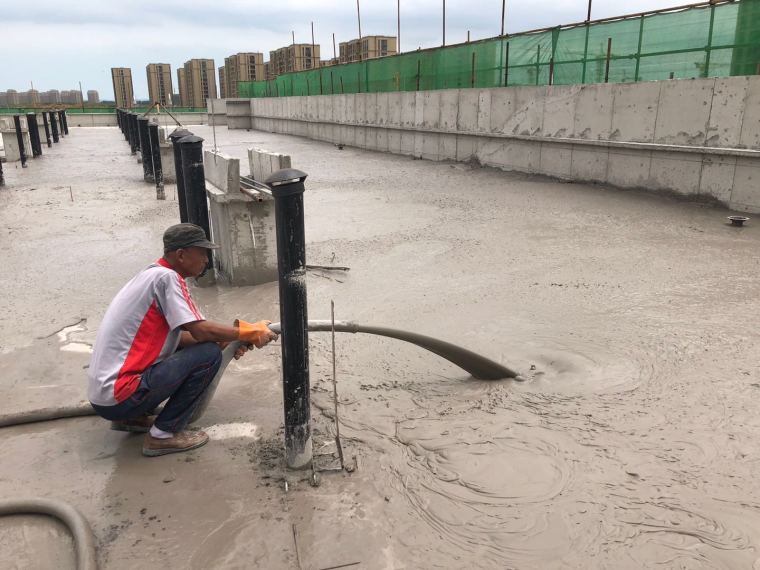 地面浇筑混凝土方案资料下载-[锦州]普通住宅工程室内地面发泡混凝土施工方案（9页）