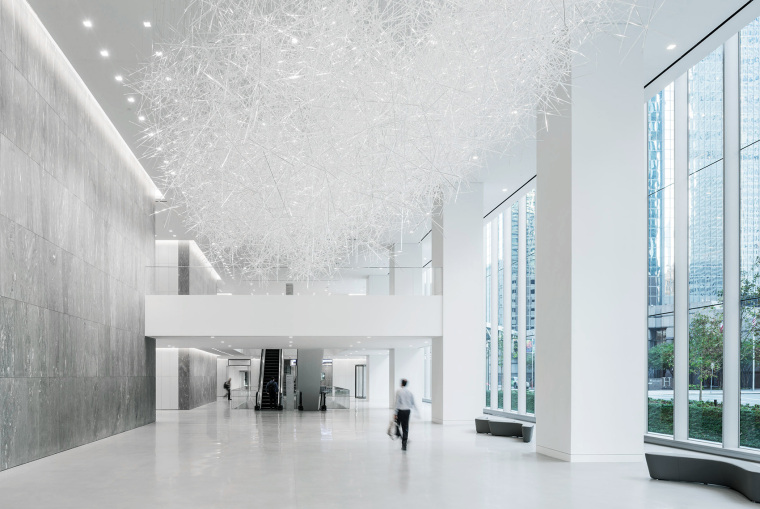 美国棱镜之云装置景观-010-Allen-Center-Art-Project-Prismatic-Cloud-by-Tokujin-Yoshioka