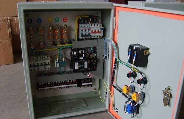 配电箱动力配电箱资料下载-配电箱的内部结构解析，一篇文章足矣！