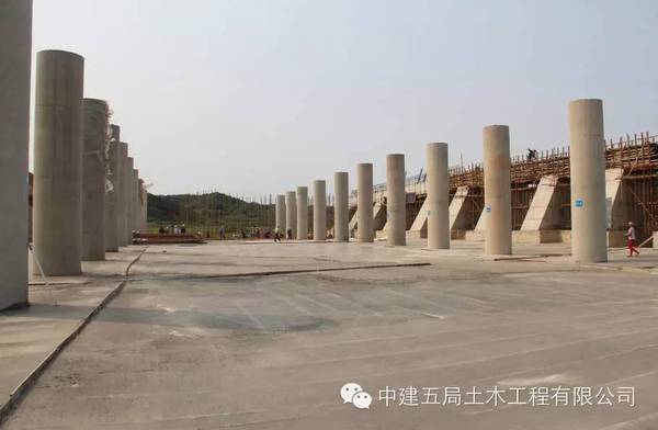 中建超牛的公路标准化施工工地，惹千人围观！_81