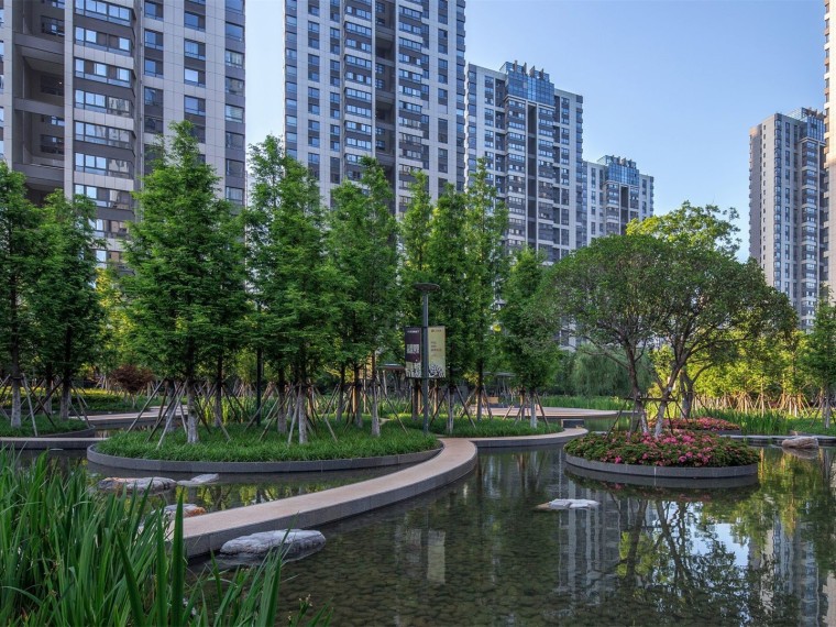 跌水涌泉cad资料下载-南京仁恒江湾城住宅景观