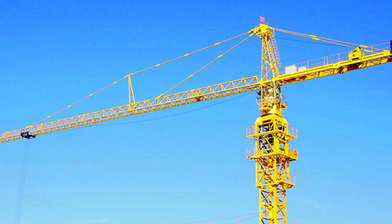 安监站安全技术交底资料下载-建筑施工就要保证几点机械的使用安全