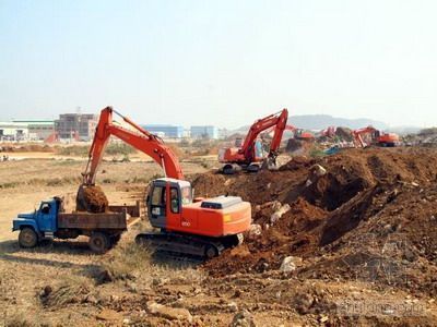 场地平整与土方开挖资料下载-某住宅群工程场地平整施工组织设计