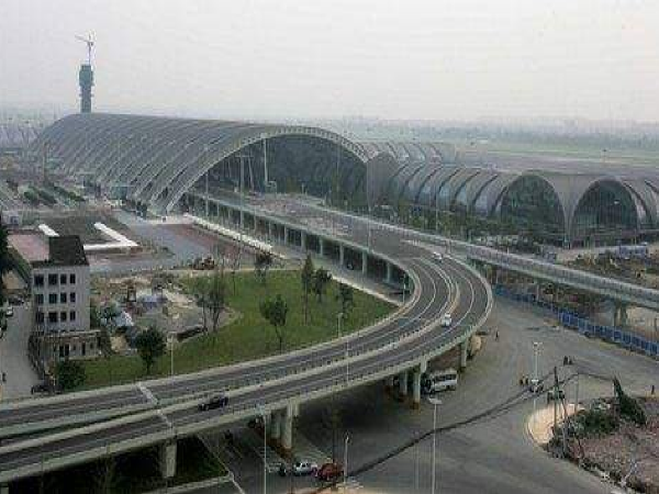 机场货运站施工组织设计资料下载-机场航站楼高架桥施工组织设计