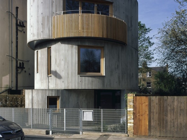 椭圆形的住宅资料下载-英国现浇混凝土制成的VEX住宅
