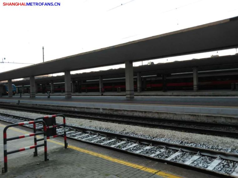 佛罗伦萨TAV站设计资料下载-看看意大利佛罗伦萨火车站