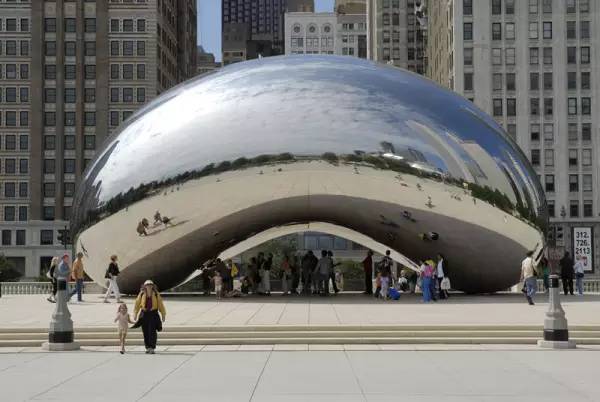 芝加哥千禧公园平面图资料下载-能当镜子的银豆艺术雕塑是怎样“炼”成的，最牛的焊接技术在这里