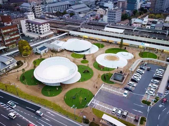 日本墓葬站前广场景观_9