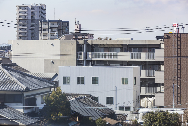 宫本町住宅-002-House-in-Miyamoto-by-Tato-Architects