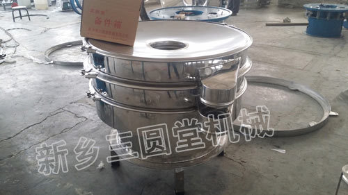 304不锈钢钢板资料下载-三圆堂机械：真金不怕火炼，真不锈钢振动筛不怕检验