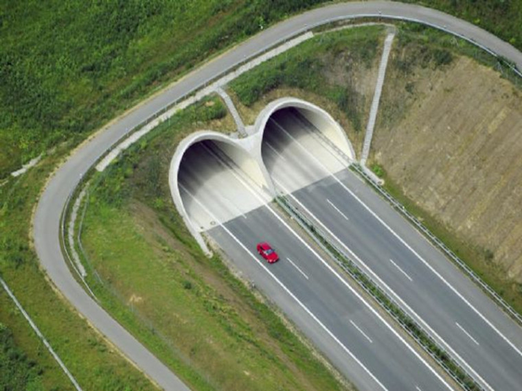 高速公路隧道洞门设计图资料下载-高速公路隧道总体施工方案