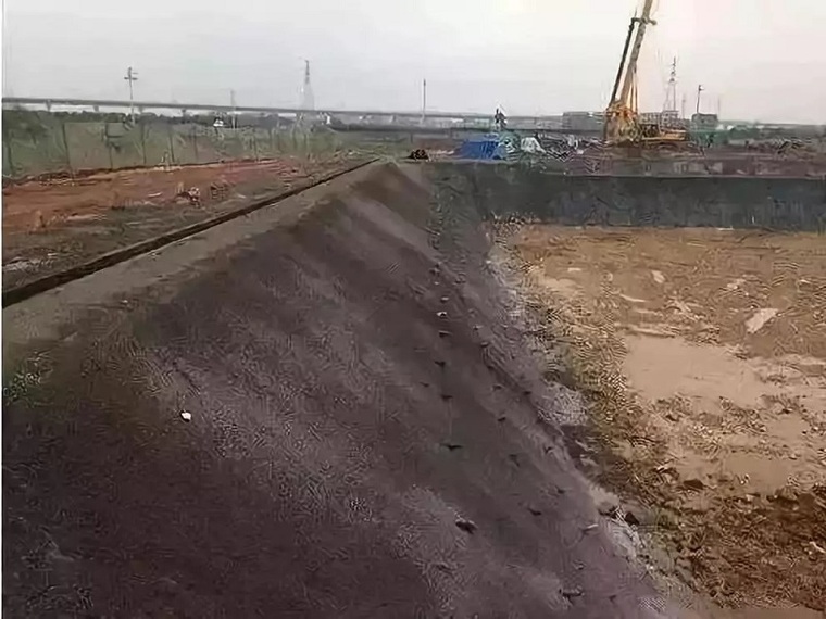 地下车库基坑拉森钢板桩悬臂支护资料下载-八大基坑支护结构类型，一篇全概括了！