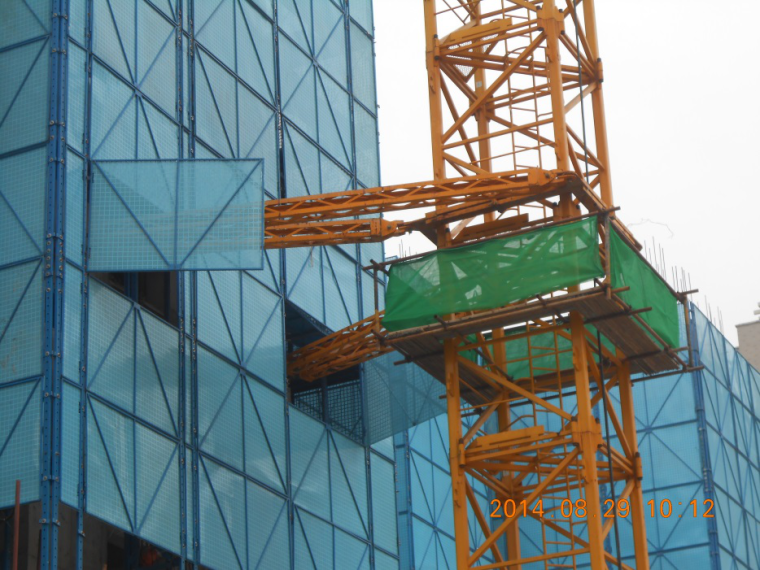高层楼爬架施工方案资料下载-[江西]商住楼及地下室工程附着式升降脚手架(爬架)施工方案