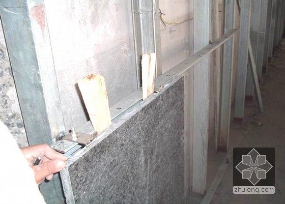建筑工程石材施工技术培训讲义（PPT，216页，丰富图片）-检查石板水平与垂直度