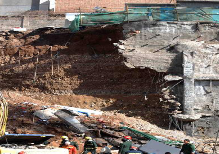 建筑工程-事故案例与经验教训-基坑边坡坍塌