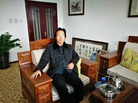 非物质文化文本资料下载-弘扬非物质文化遗产，陈益峰在国内外传播风水学说