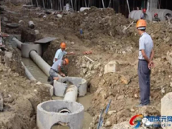 建筑劳务公司工程管理制度资料下载-市政工程中给排水施工的安全管理！