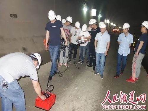 中铁十一局集团成功举办隧道地质雷达检测培训_2