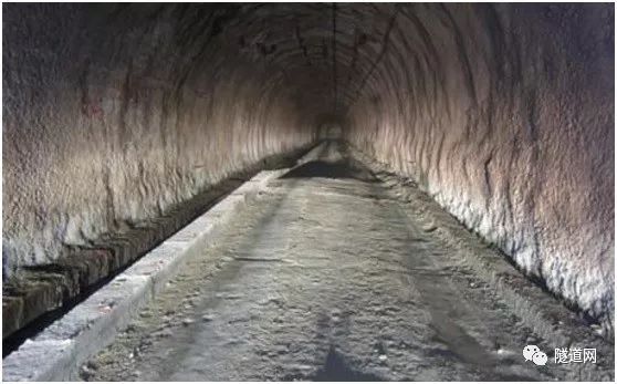 超前锚杆设备资料下载-通车30周年，日本青函隧道超前导坑将相继修复