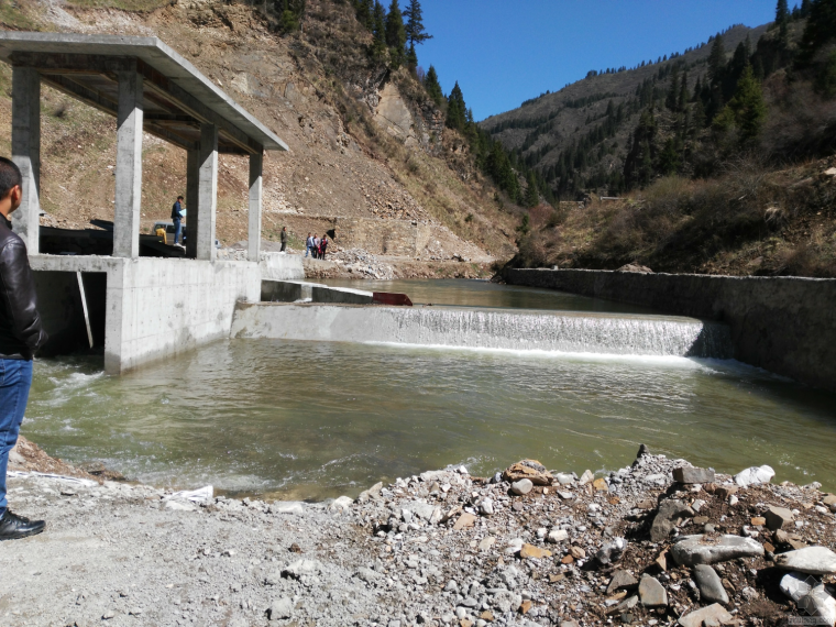 某建筑物倾斜事故原因分析资料下载-取水建筑物照片