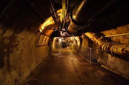 地下管沟采暖资料下载-全球城市地下综合管廊经典案例展示