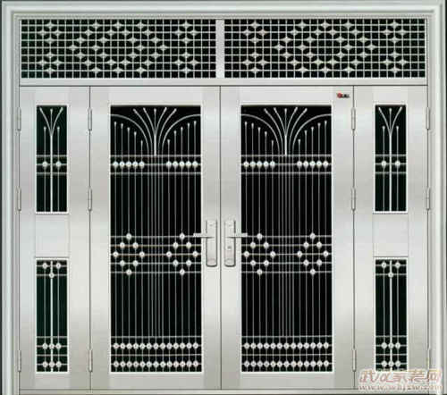 塑钢窗和木门安装施工方案资料下载-滨江道安装防盗门