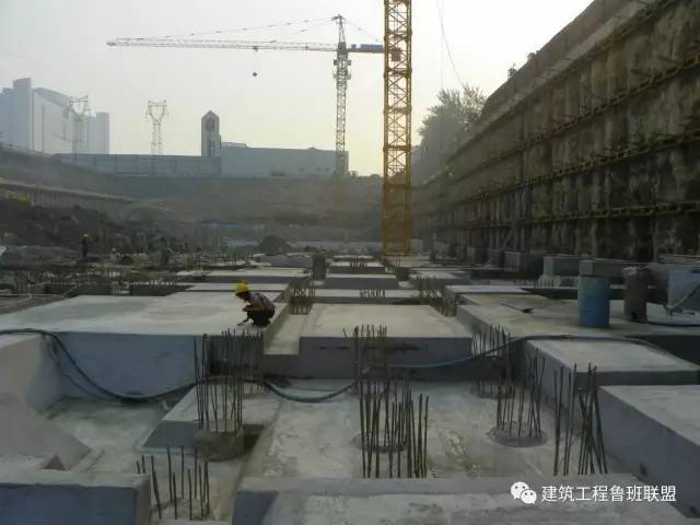 土建施工全程实录，看看建筑工地都干些什么活？_2