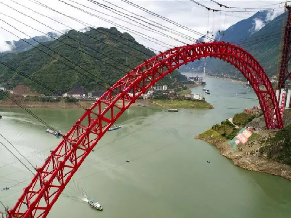 市政工程路桥试题视频资料下载-又一座长江大桥创世界之最，厉害了我的路桥人！（内附视频）