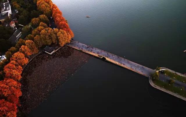 杭州市萧山区湘湖风景资料下载-杭州的秋，太美了