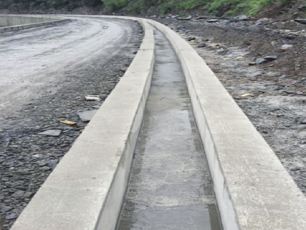 路基绿色施工资料下载-路基排水工程绿色公路及品质工程创建实施细则