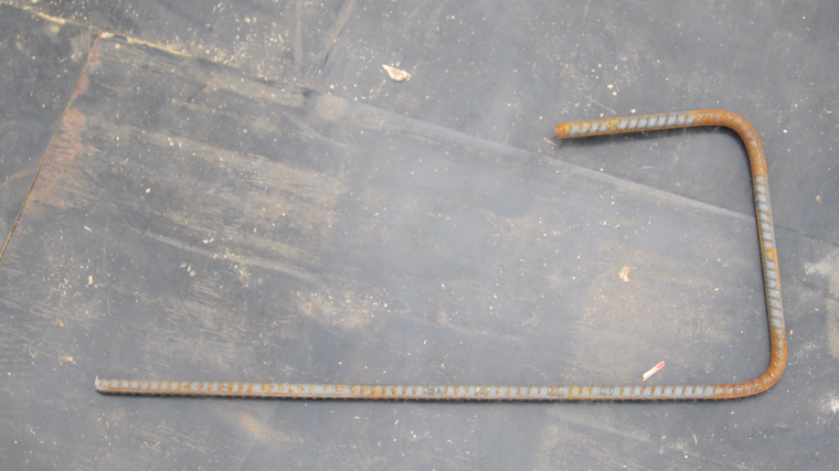 钢管混凝土异形柱施工工法资料下载-十字型钢劲性混凝土柱箍筋穿腹板孔施工工法