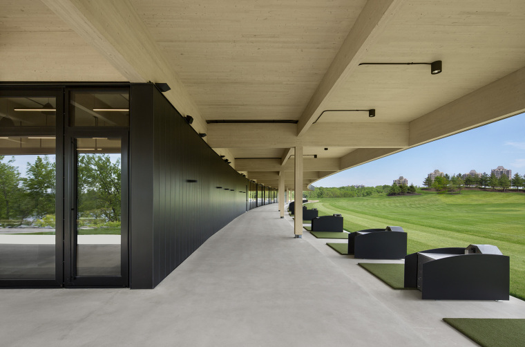 加拿大GolfExécutif高尔夫俱乐部-009-golf-clubhouse-for-golf-executif-montreal-by-architecture49