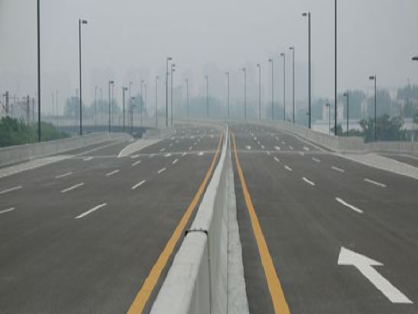 道路保通工程资料下载-郑州市自由路等十三条道路工程第一批第一标段技术标