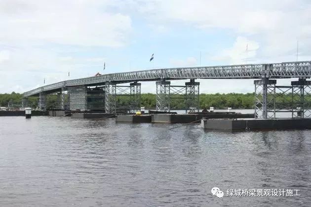 全世界最长的10 座浮桥了解一下！_14