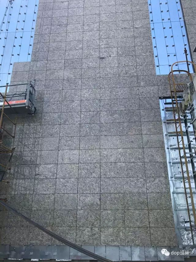 铝单板外墙造型资料下载-解析 | 外墙干挂石材幕墙标准化施工流程!