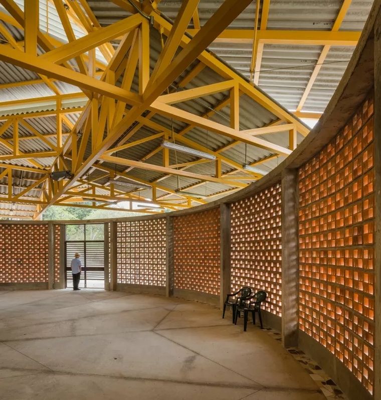社区感建筑资料下载-能为小山村带去社区感和凝聚力的小建筑群