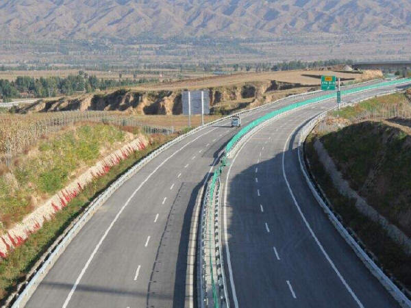 道路工程施工保通方案资料下载-公路工程施工的十条原则